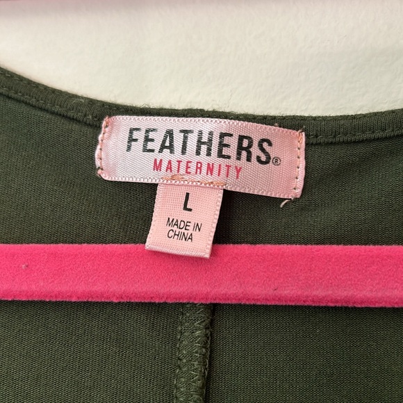 Feathers Maternity Dresses knit comfy set of 2 military green and mauve EUC - Picture 10 of 15